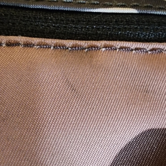 Lululemon Everywhere Belt Bag Heritage 365 Camo Hawaiian - Picture 4 of 15